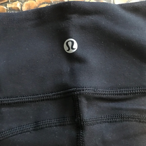 Lululemon Capri length tights - Picture 3 of 4